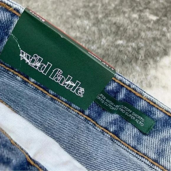 NWT Super High-Rise Cutoff Shorts - Picture 5 of 13